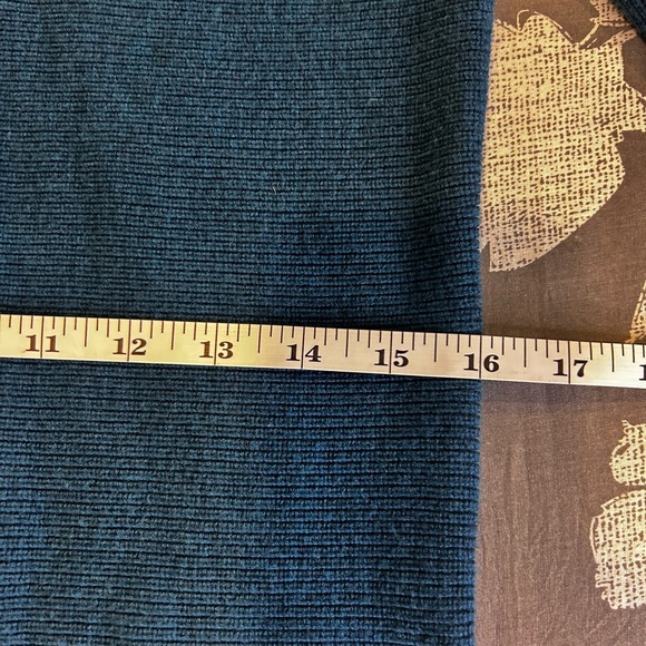 🤩”WHBM” Stylish Teal Blue Long Pullover Sweater w/ Sleeve Button Details Size XS - Picture 10 of 11
